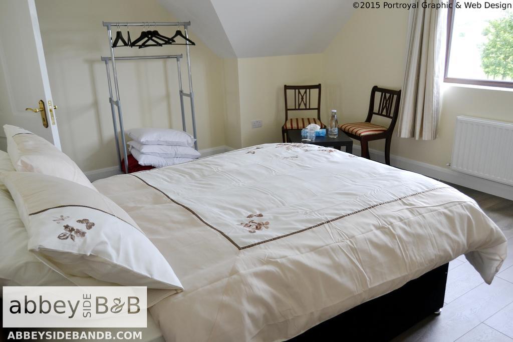 Ballintober  Abbeyside B&B المظهر الخارجي الصورة